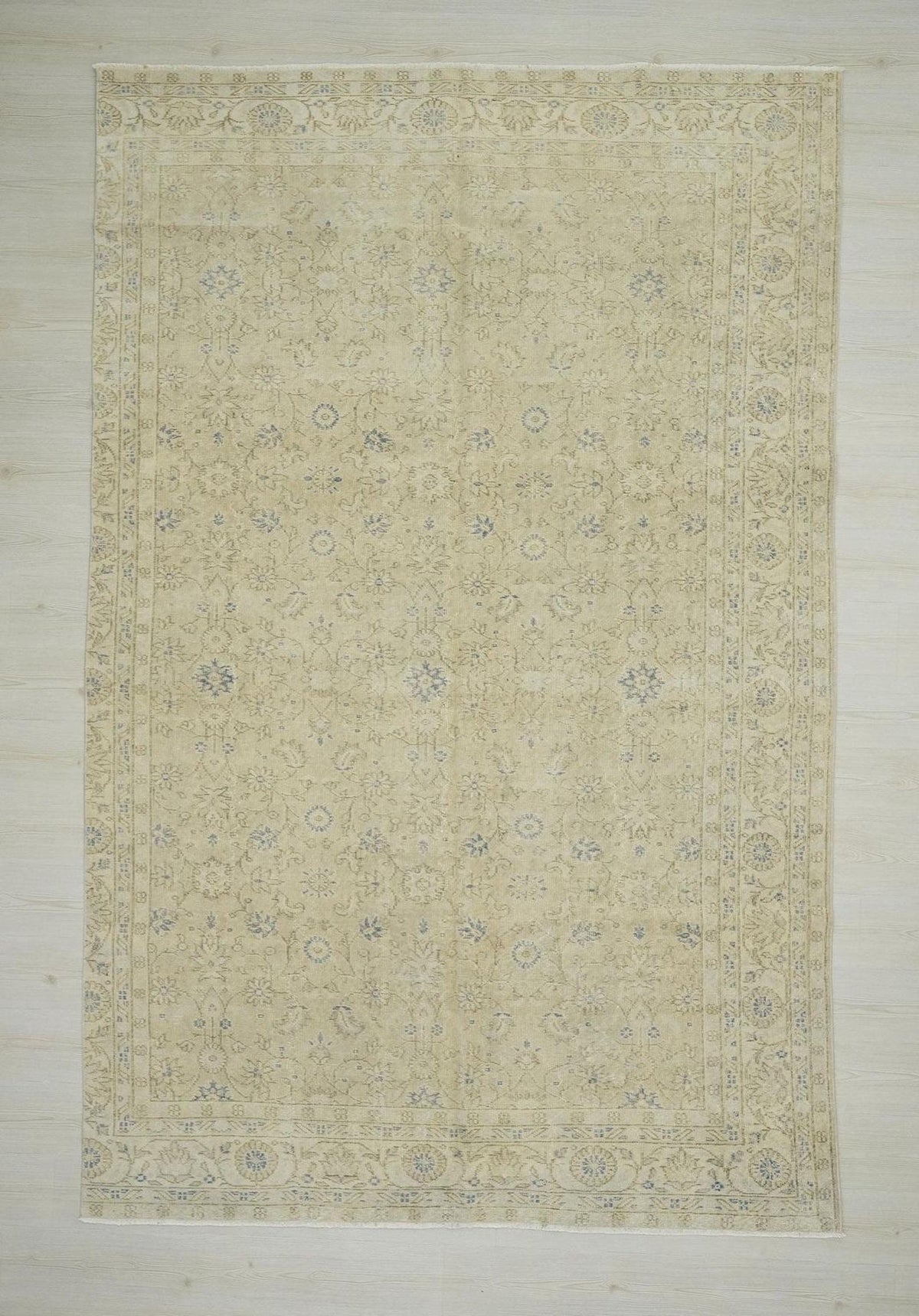 Handmade Beige Oushak Rug: Mid Century Modern Turkish Wool Rugs 6.7x10.3 ft.