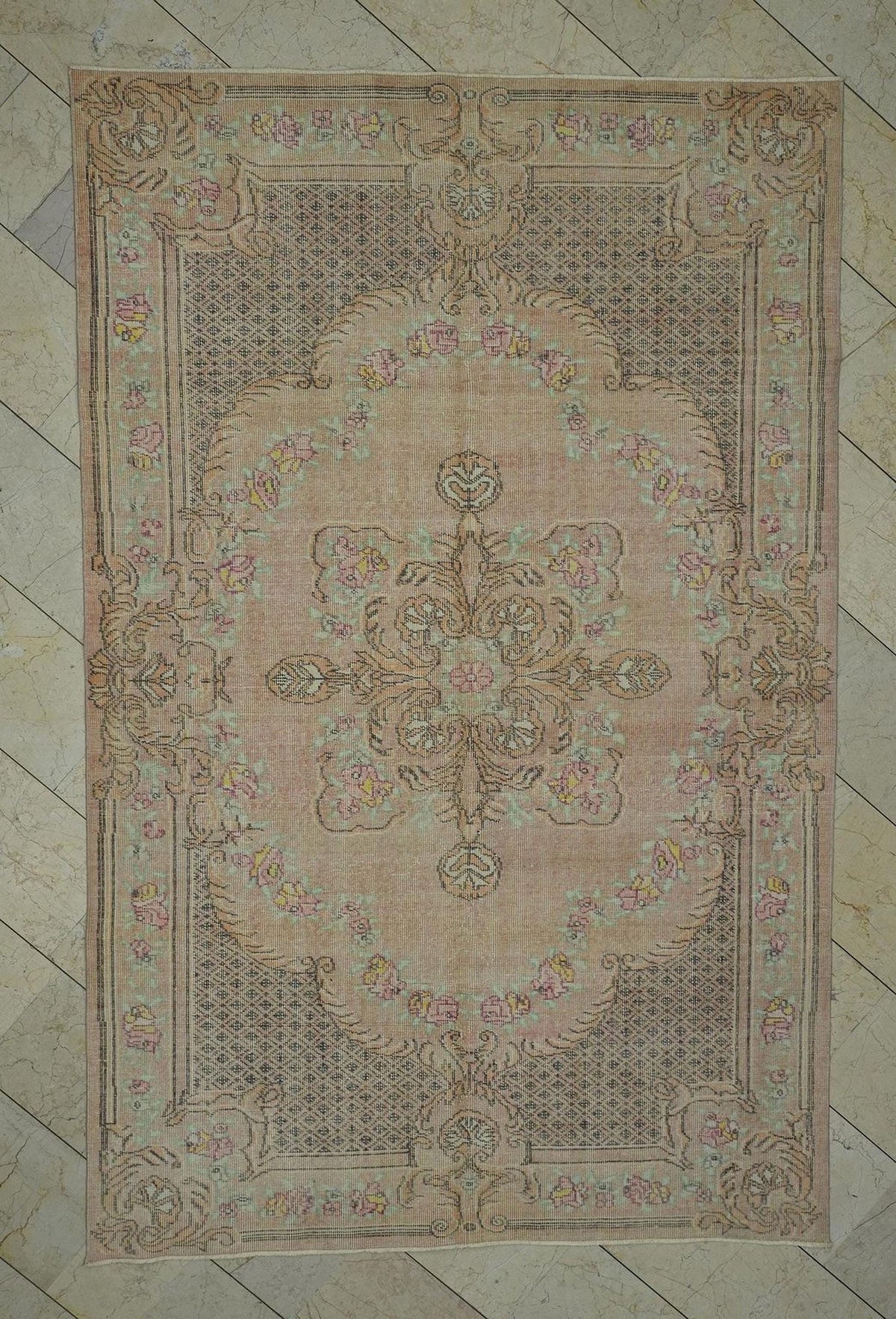 Large Vintage Oushak Rug: 5.8"x9' Handmade Turkish Wool Carpet