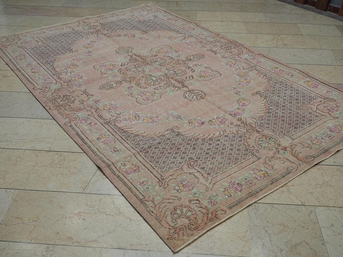 Large Vintage Oushak Rug: 5.8"x9' Handmade Turkish Wool Carpet