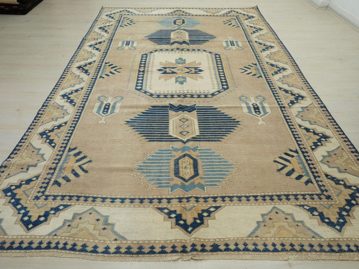 Vintage Wool Oushak Rug: 6.6"x10.1" Hand-Knotted Turkish Carpet