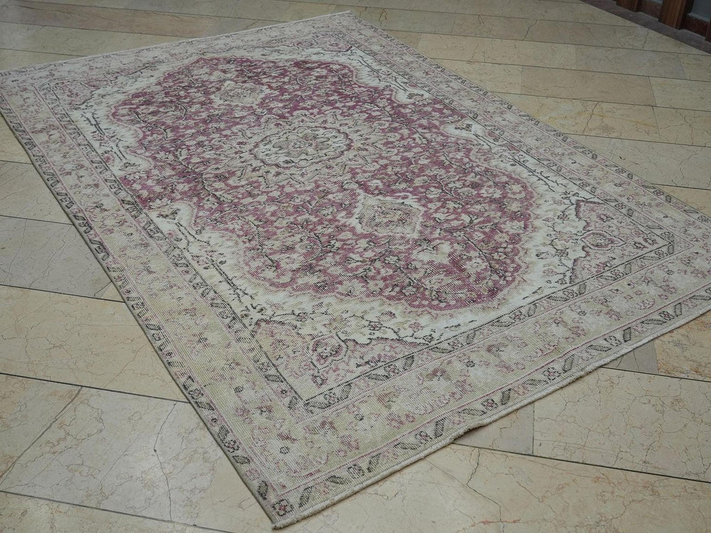 5x8 Vintage Turkish Oushak Rug: Handmade Wool Carpet