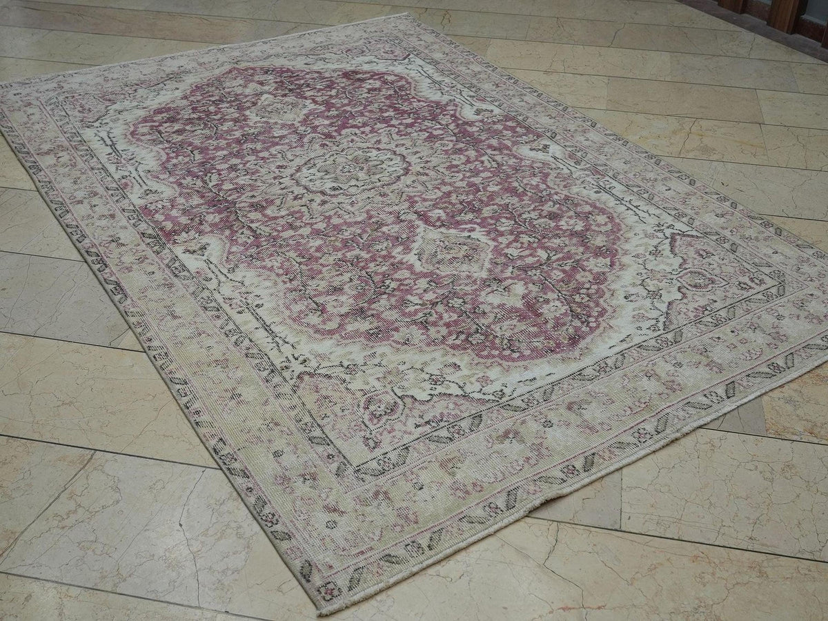 5x8 Vintage Turkish Oushak Rug: Handmade Wool Carpet