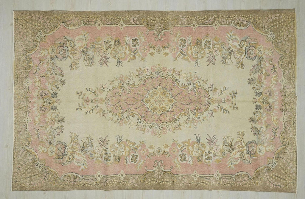 Salmon Pink Oushak Rug: Large Vintage Turkish Carpet, 6"x9,6" Feet.