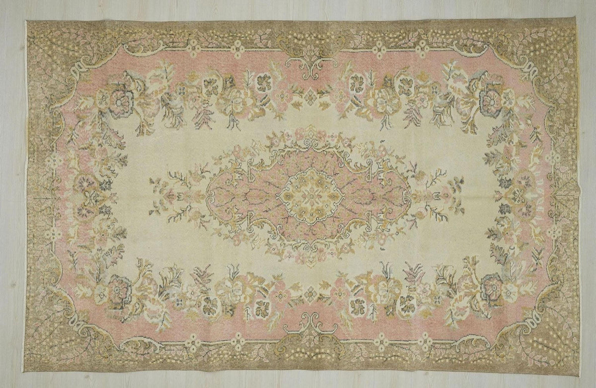 Salmon Pink Oushak Rug: Large Vintage Turkish Carpet, 6"x9,6" Feet.