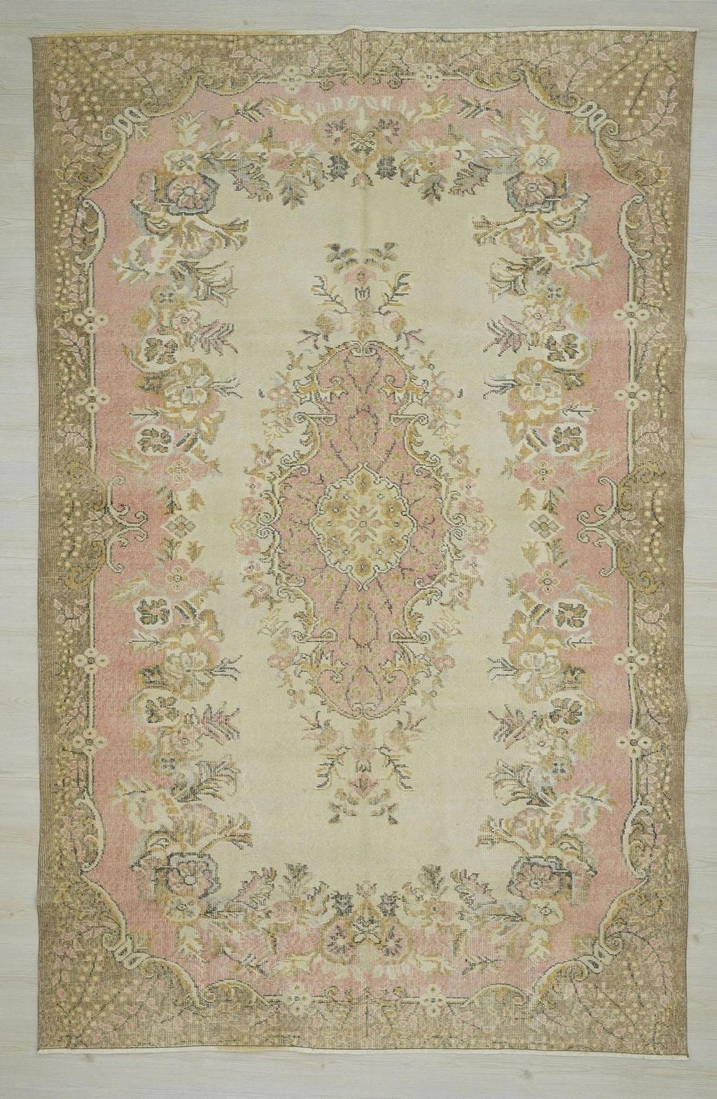 Salmon Pink Oushak Rug: Large Vintage Turkish Carpet, 6"x9,6" Feet.