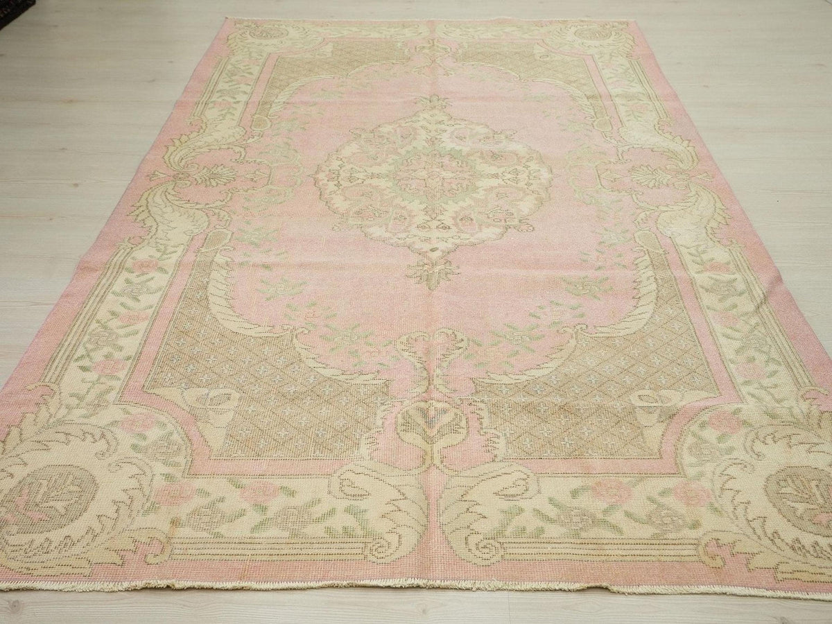 6x9 Oushak Rug: Vintage Turkish Wool Carpet, Bohemian Style Short Pile Rugs.