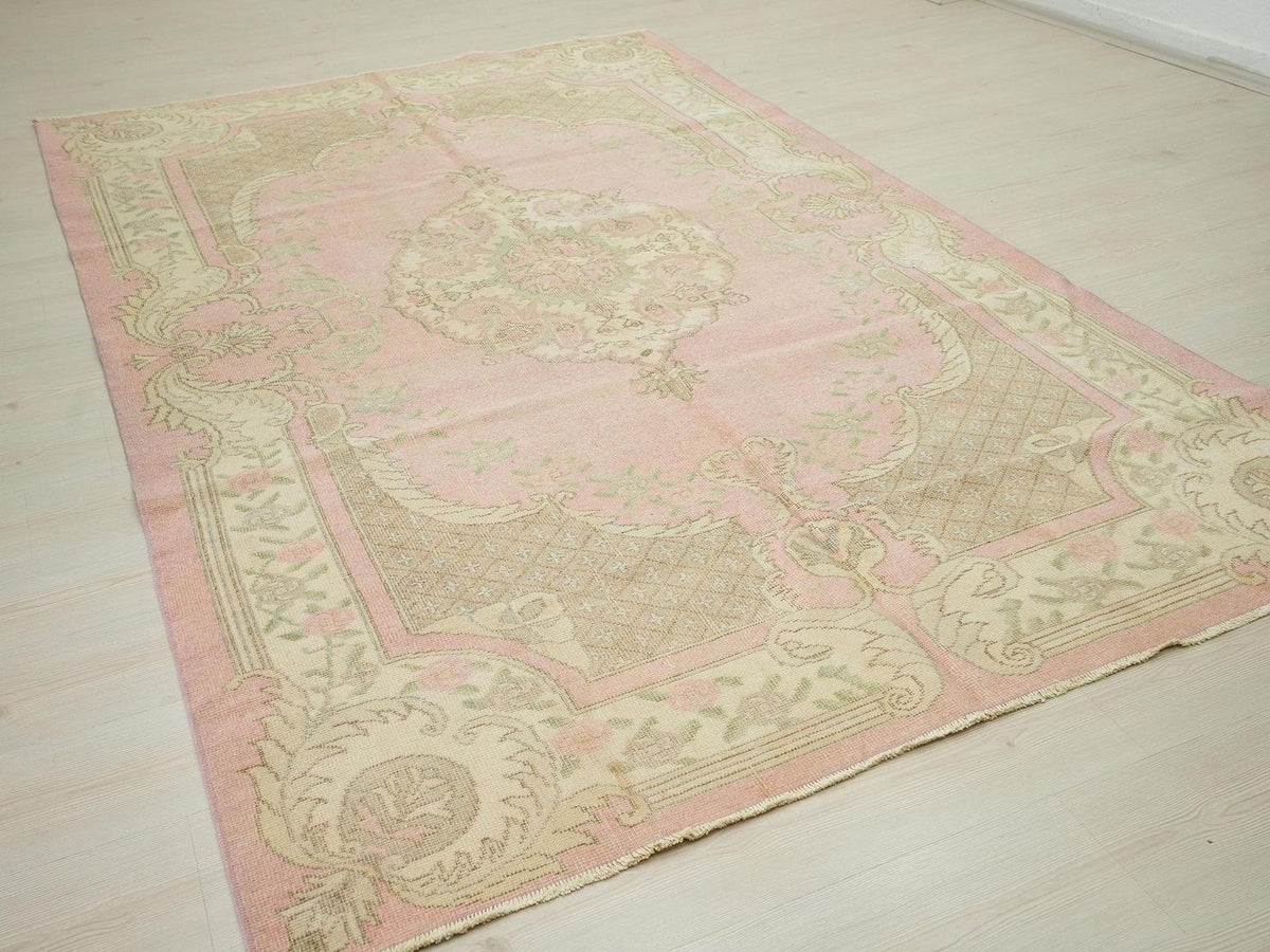 6x9 Oushak Rug: Vintage Turkish Wool Carpet, Bohemian Style Short Pile Rugs.