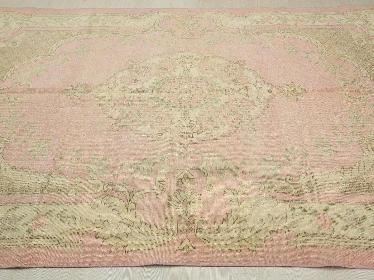 6x9 Oushak Rug: Vintage Turkish Wool Carpet, Bohemian Style Short Pile Rugs.