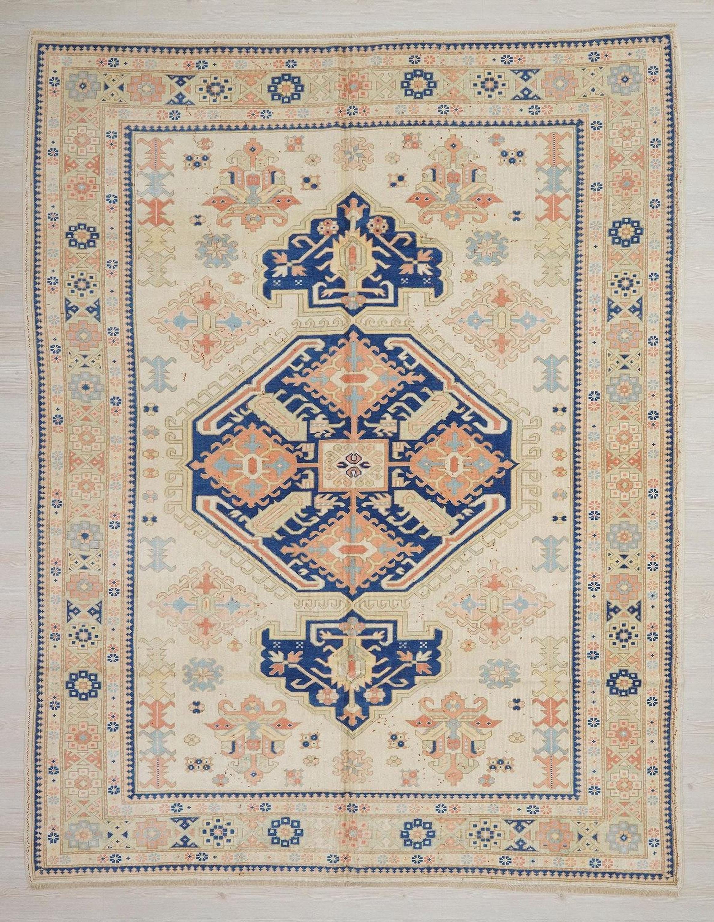 Handmade Wool Oushak Rug: 7,6"x9,7" Blue and White Turkish Carpet
