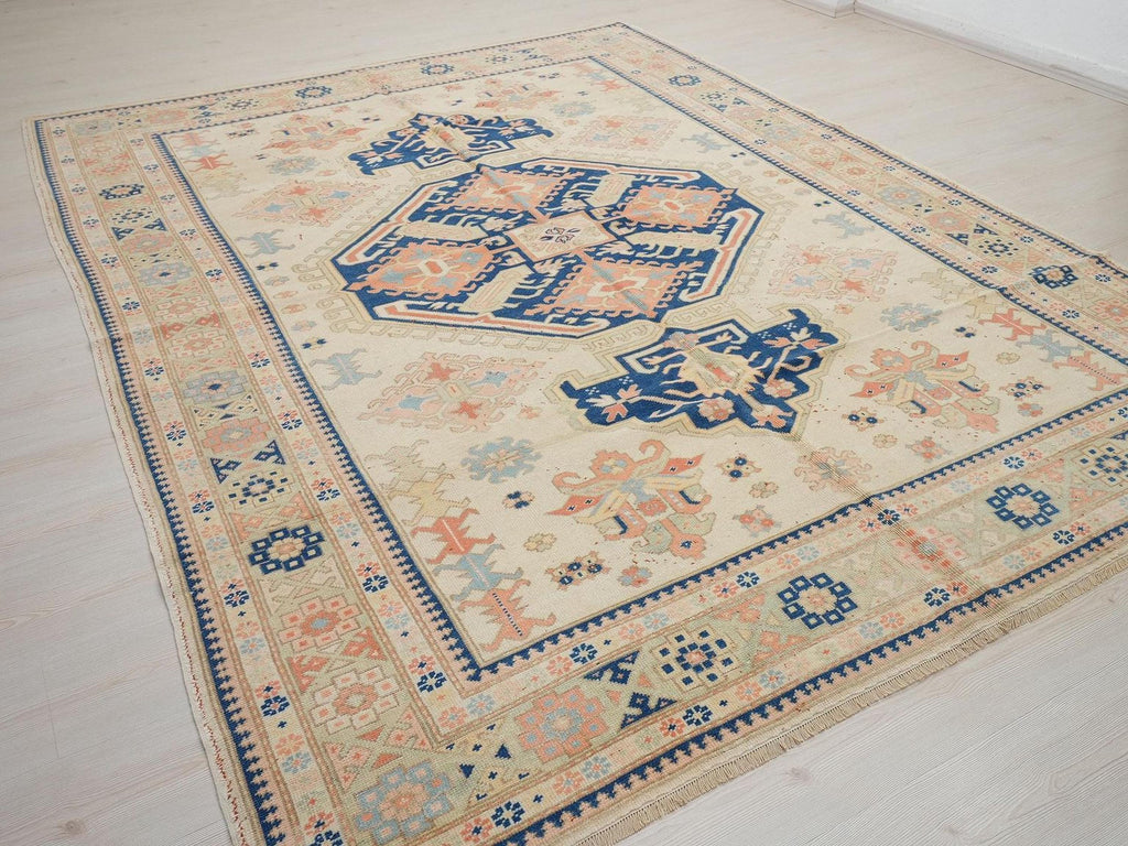 Handmade Wool Oushak Rug: 7,6"x9,7" Blue and White Turkish Carpet