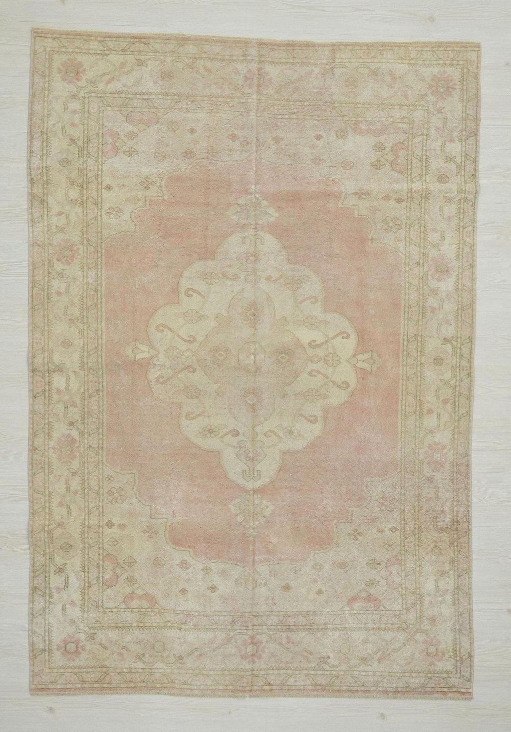 Vintage Wool Oushak Rug: 5.3"x7.8' Feet,Turkish Medallion Pattern Carpet Rugs.