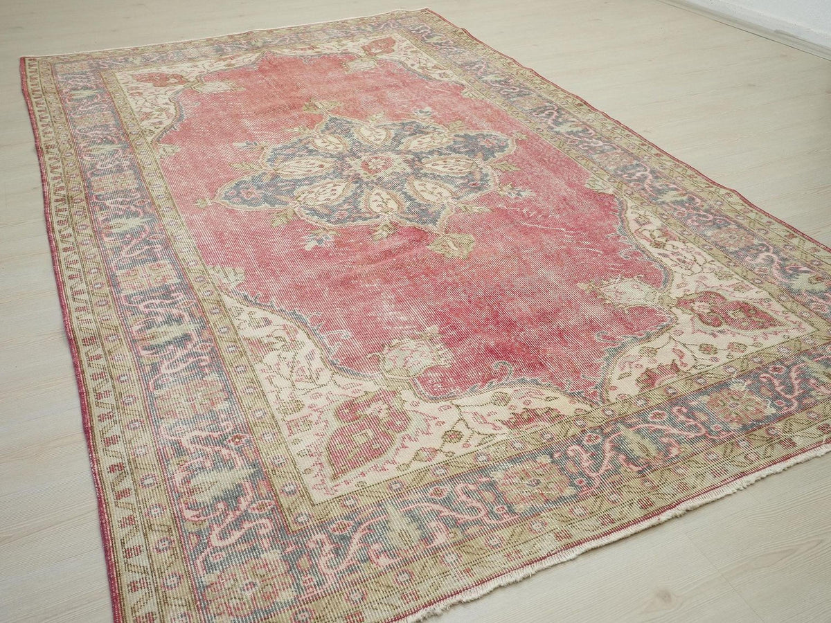 Large Vintage Oushak Rug: Handmade Turkish Wool Carpet Rugs, 6,4"x10,2" Feet.