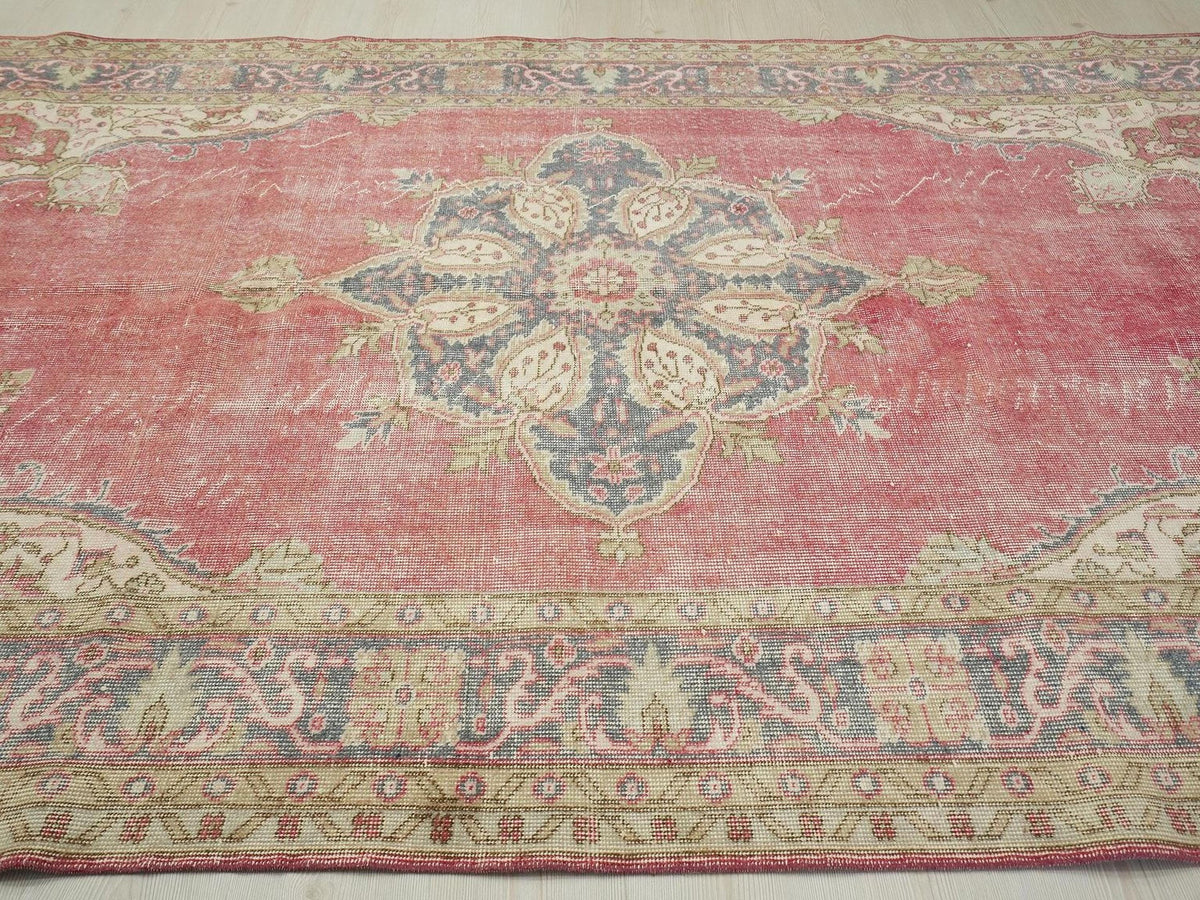 Large Vintage Oushak Rug: Handmade Turkish Wool Carpet Rugs, 6,4"x10,2" Feet.