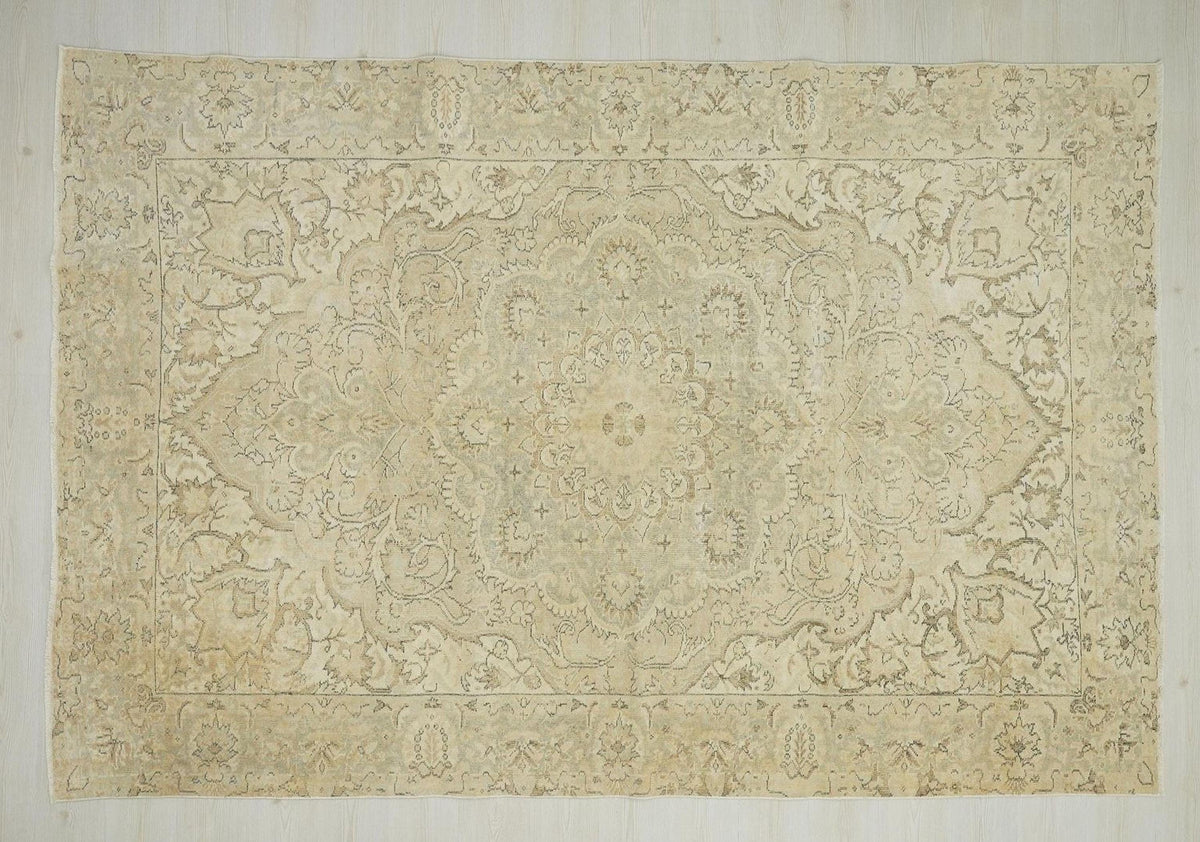 Large Vintage Oushak Rug: 6.9"x10.3" Feet,Turkish Wool Carpet Rugs.