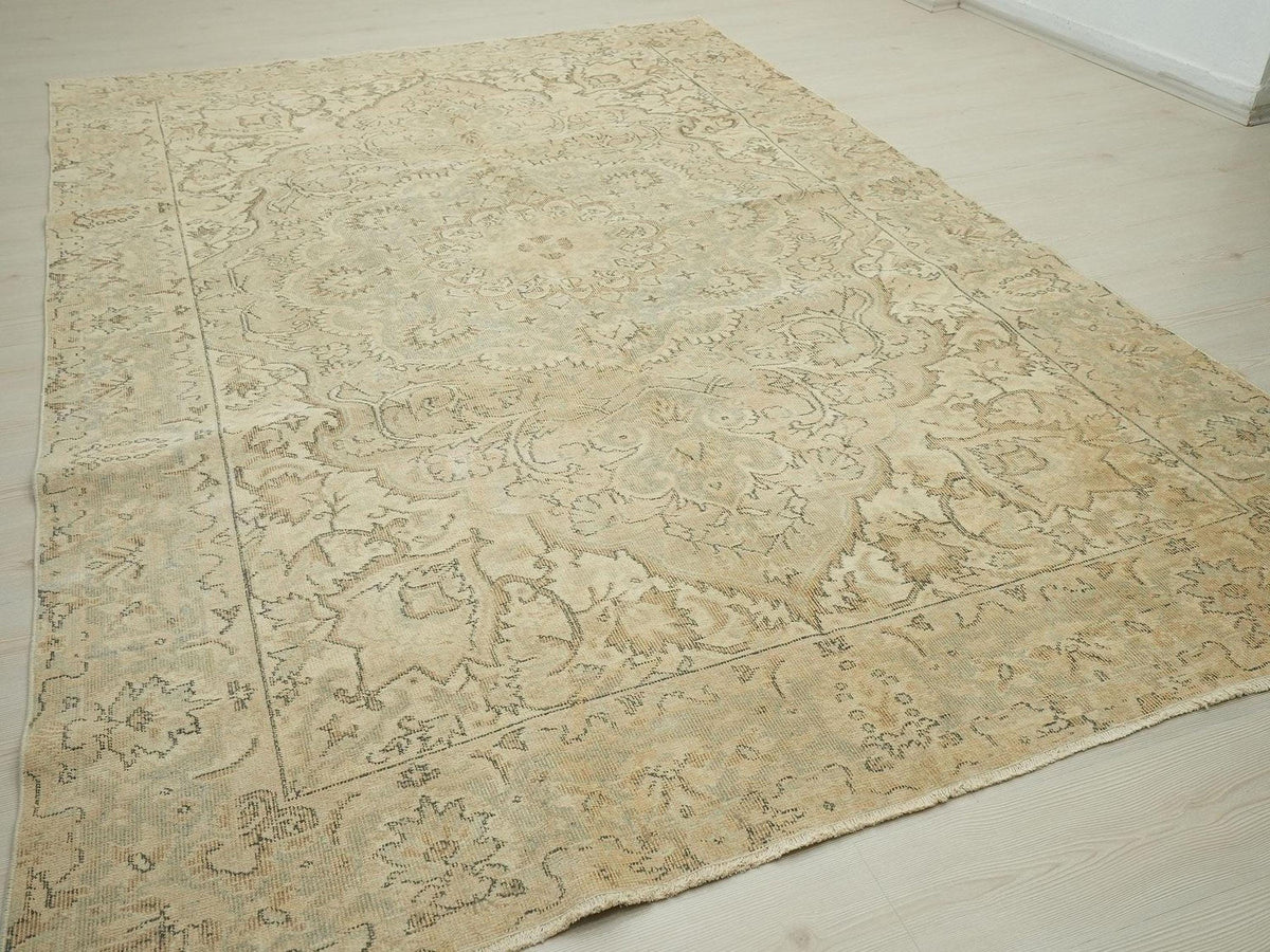 Large Vintage Oushak Rug: 6.9"x10.3" Feet,Turkish Wool Carpet Rugs.