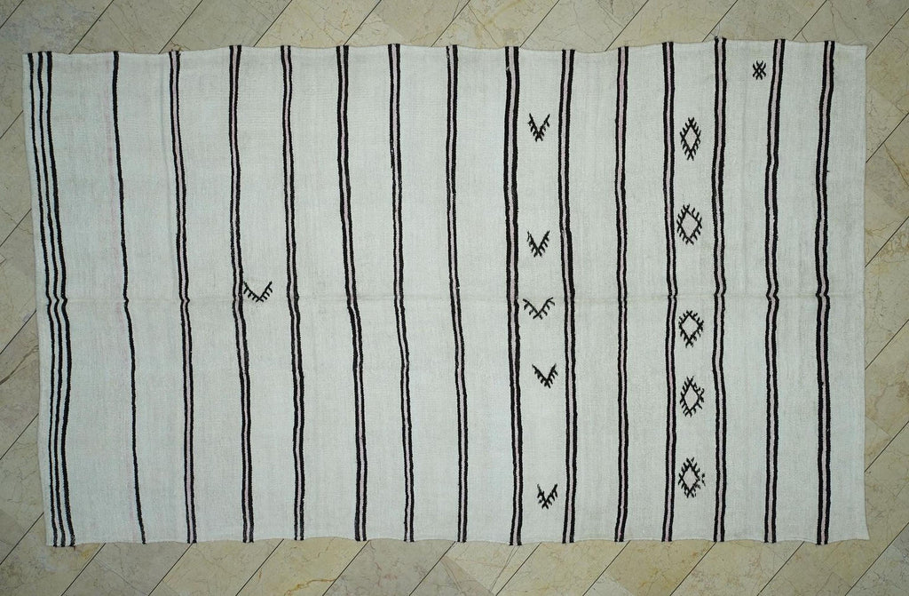 Minimalist Stripe Pattern Vintage Turkish Hemp Woven Rug 7,4"x12,3" Ft.