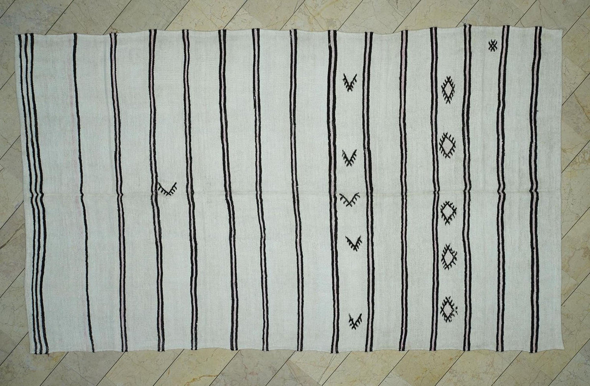 Minimalist Stripe Pattern Vintage Turkish Hemp Woven Rug 7,4"x12,3" Ft.