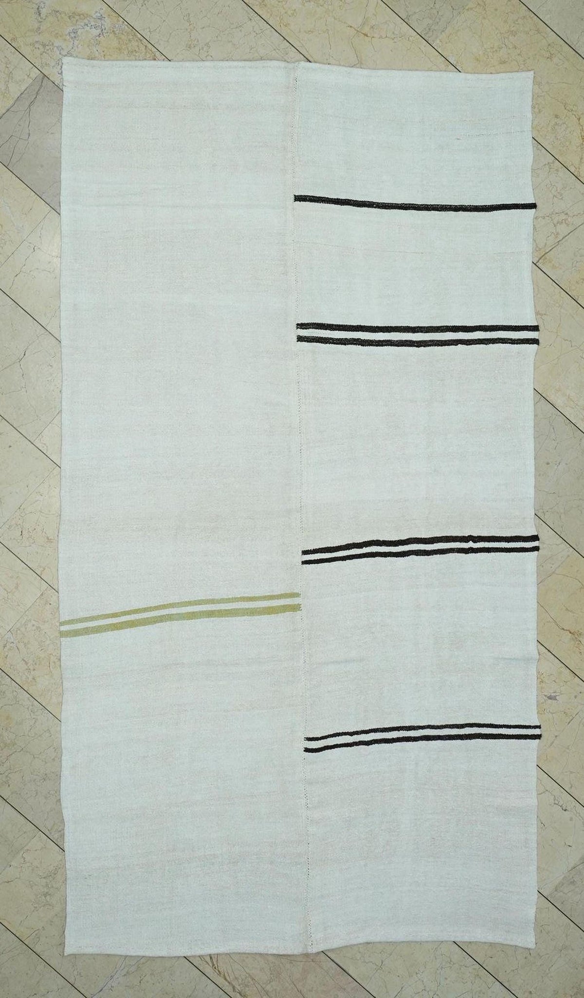 Vintage Turkish Hemp Kilim Rug: Minimalist Stripe Rugs, 5"x9.5" Feet.