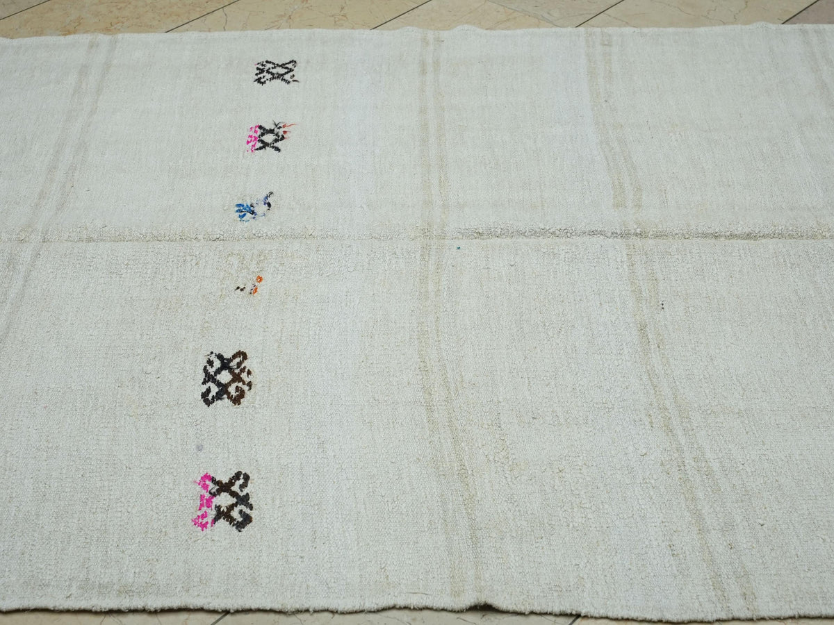 5x8 Vintage Turkish Hemp Kilim Rug,Embroidered Home Living Decor Rugs.