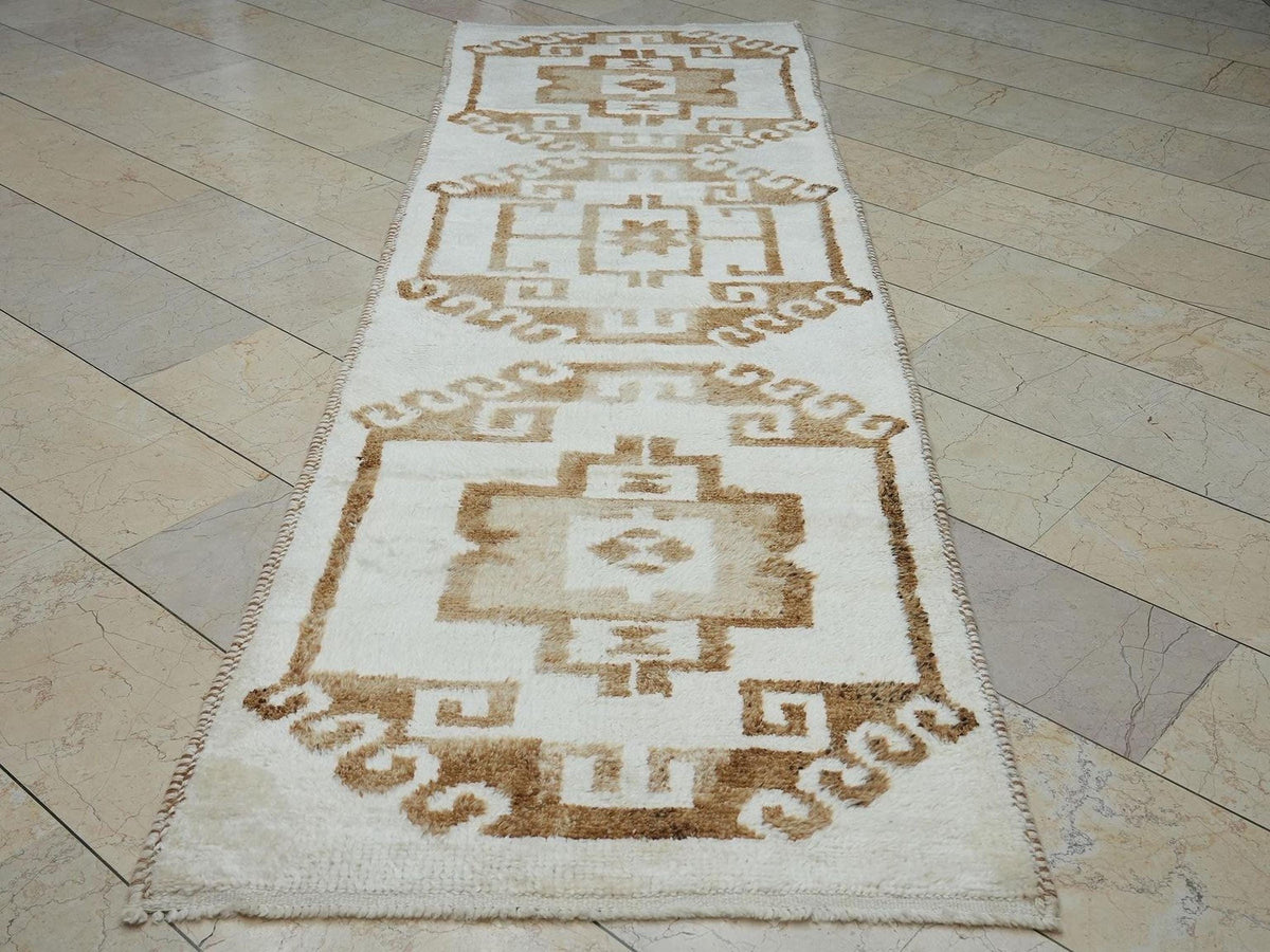 Brown & White Turkish Wool Rug Runner: Home Kitchen Decor Rugs, 3.3 x 10.5 ft.