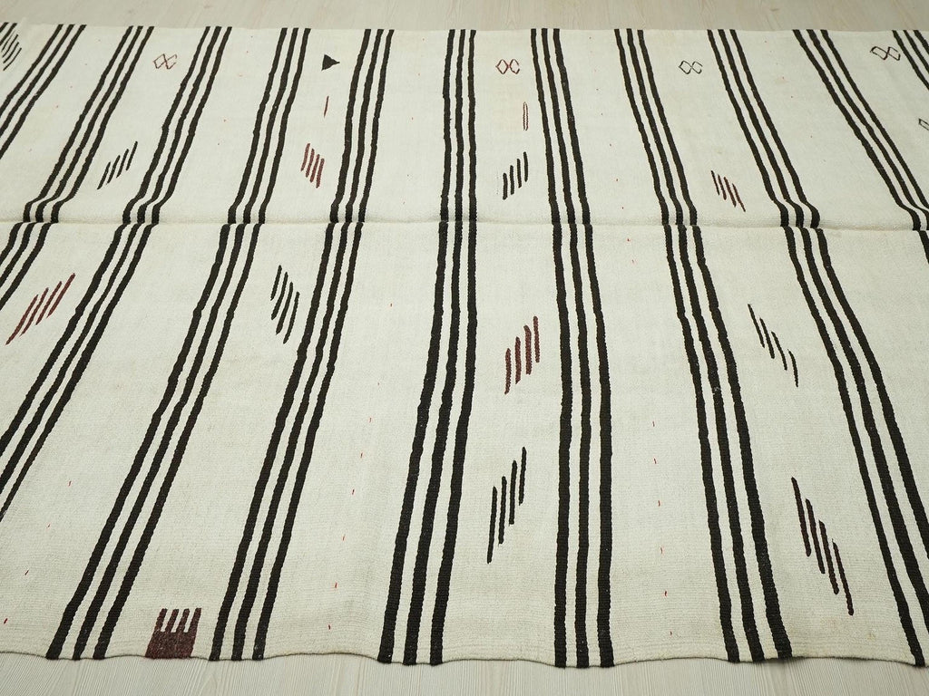 Vintage Turkish Hemp Kilim Rug: White & Brown Flat Weave Stripe Rugs, 6.4"x11.2" Feet.