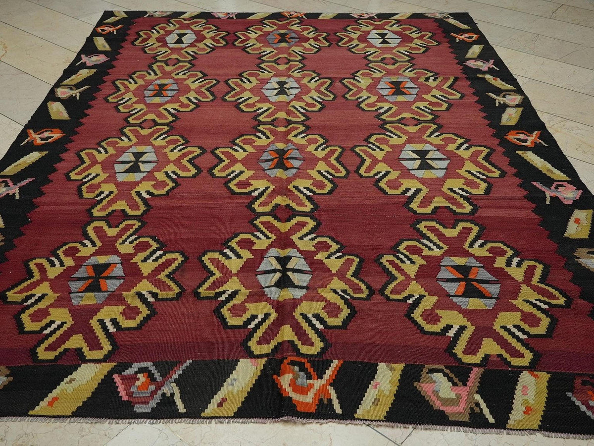 Vintage Turkish Kilim Rug: Handmade Wool Anatolian Ethnic Design Rugs 7x9,7 Feet.