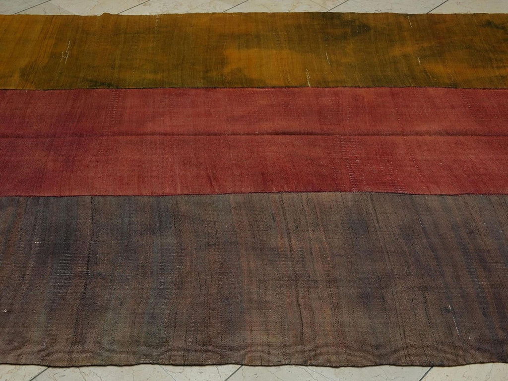 Old Handwoven Turkish Kilim Rug: Green,Red,Purple Antique Wool Rugs, 5,9"x10,7" Feet.