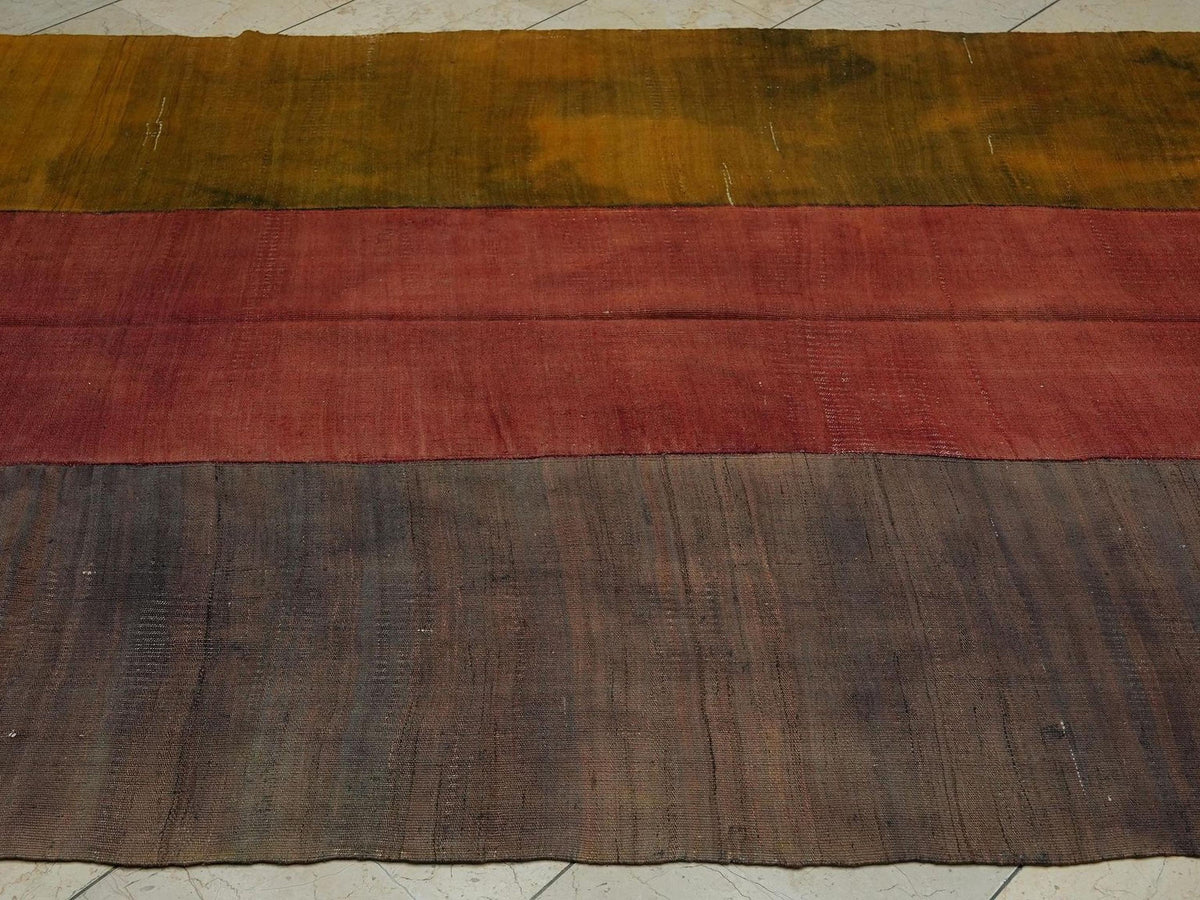 Old Handwoven Turkish Kilim Rug: Green,Red,Purple Antique Wool Rugs, 5,9"x10,7" Feet.