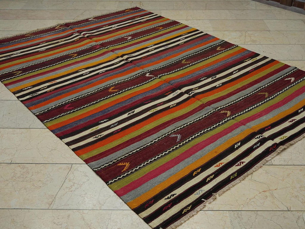 Striped Turkish Kilim Rug: Vintage Flat Weave Wool Rugs, 5.9"x8" Feet.