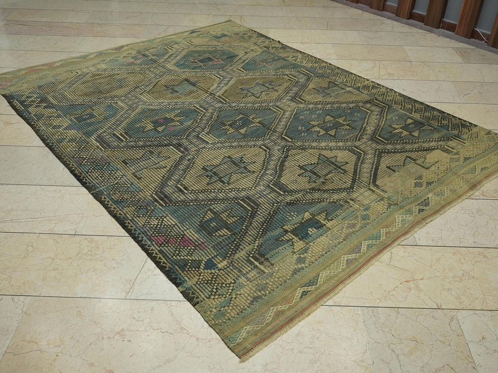 Vintage Turkish Kilim Rug: Handwoven Wool Flat Weave Rugs, 6.1"x8.1" Ft.