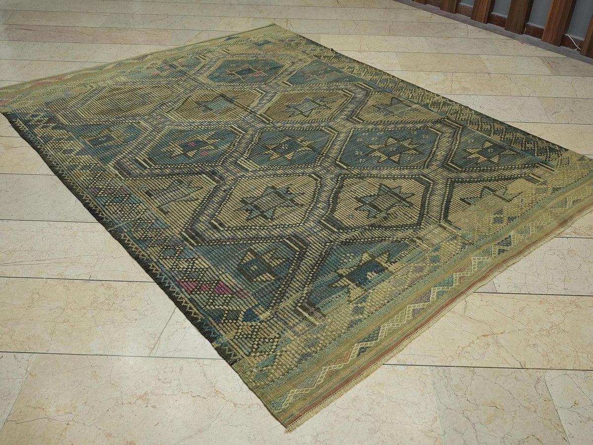 Vintage Turkish Kilim Rug: Handwoven Wool Flat Weave Rugs, 6.1"x8.1" Ft.