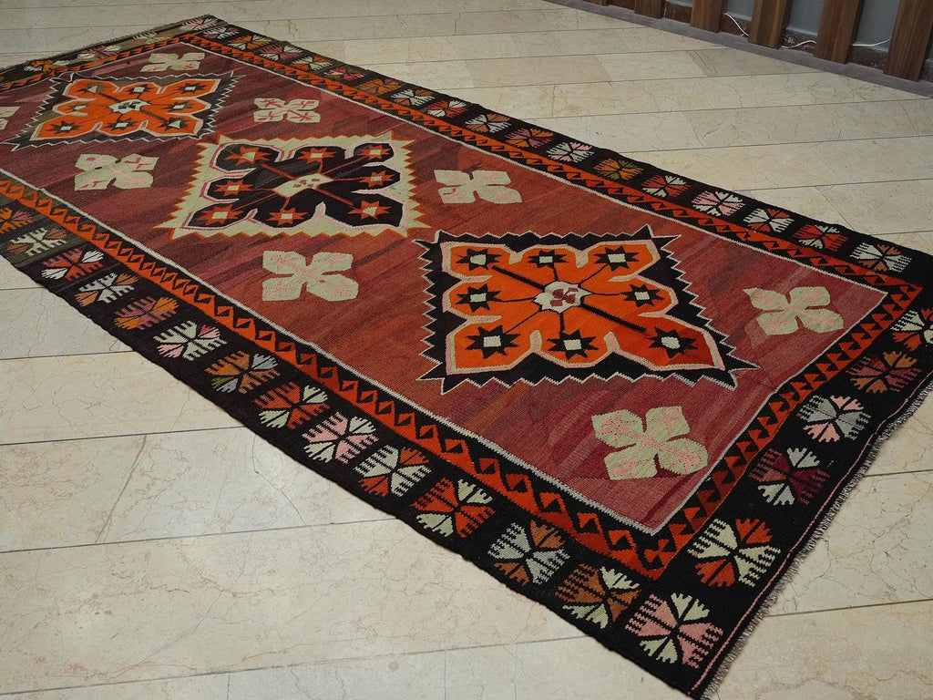 Vintage Turkish Kars Kilim Rug: Mid-Century Wool Flat Weave, 5.3x11.1 ft