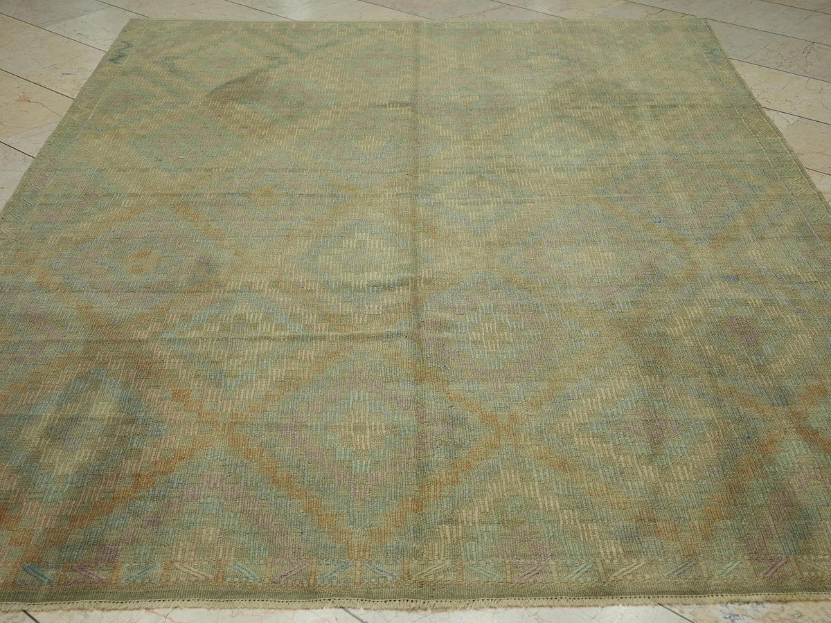 Vintage Turkish Kilim Rug: 6.6 x 8.6 ft, Handwoven Wool,Faded Rugs