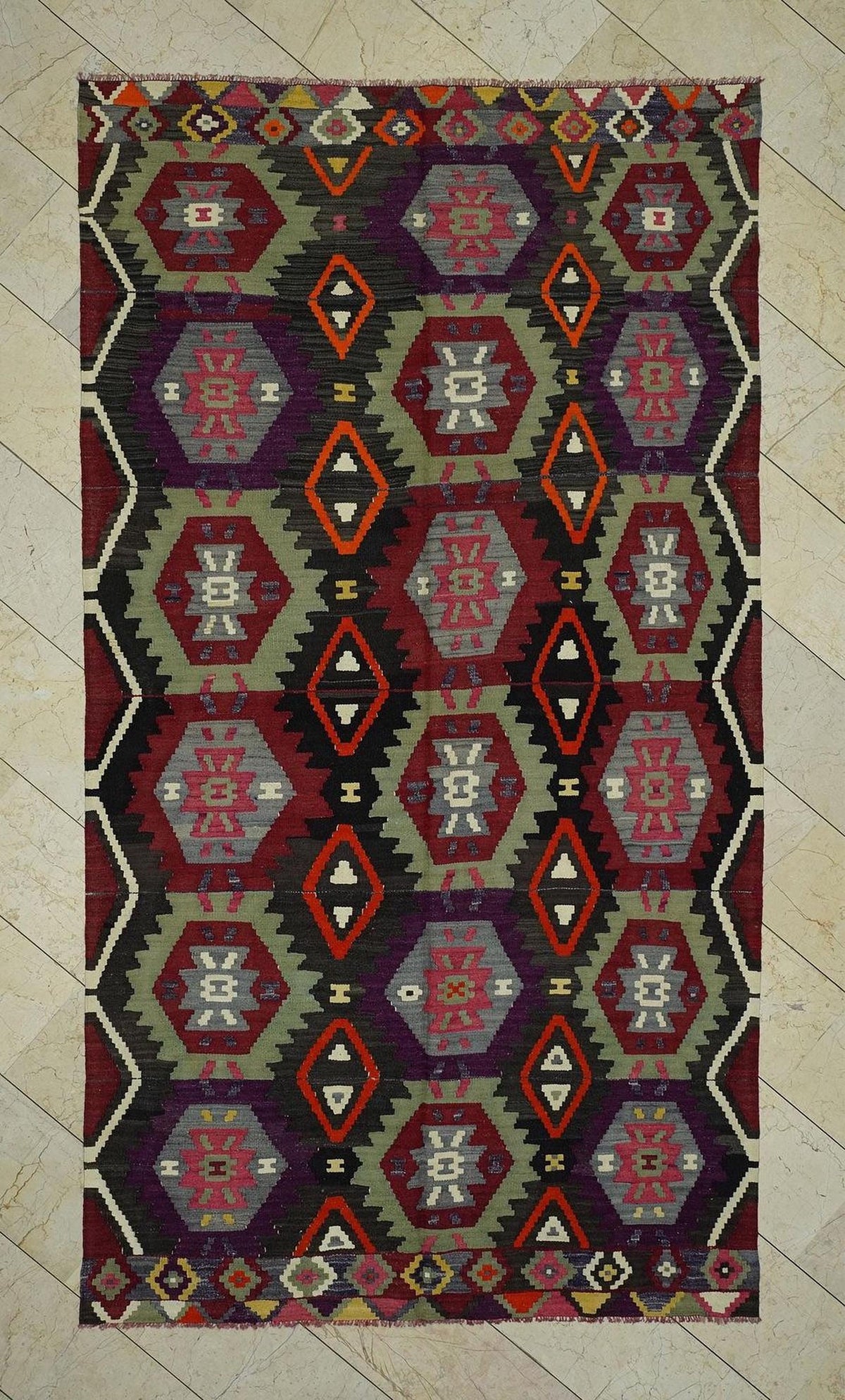 Vintage Turkish Kilim Rug: 5.8"x10.4" Feet,Handmade Wool Floor Decor Area Rugs.