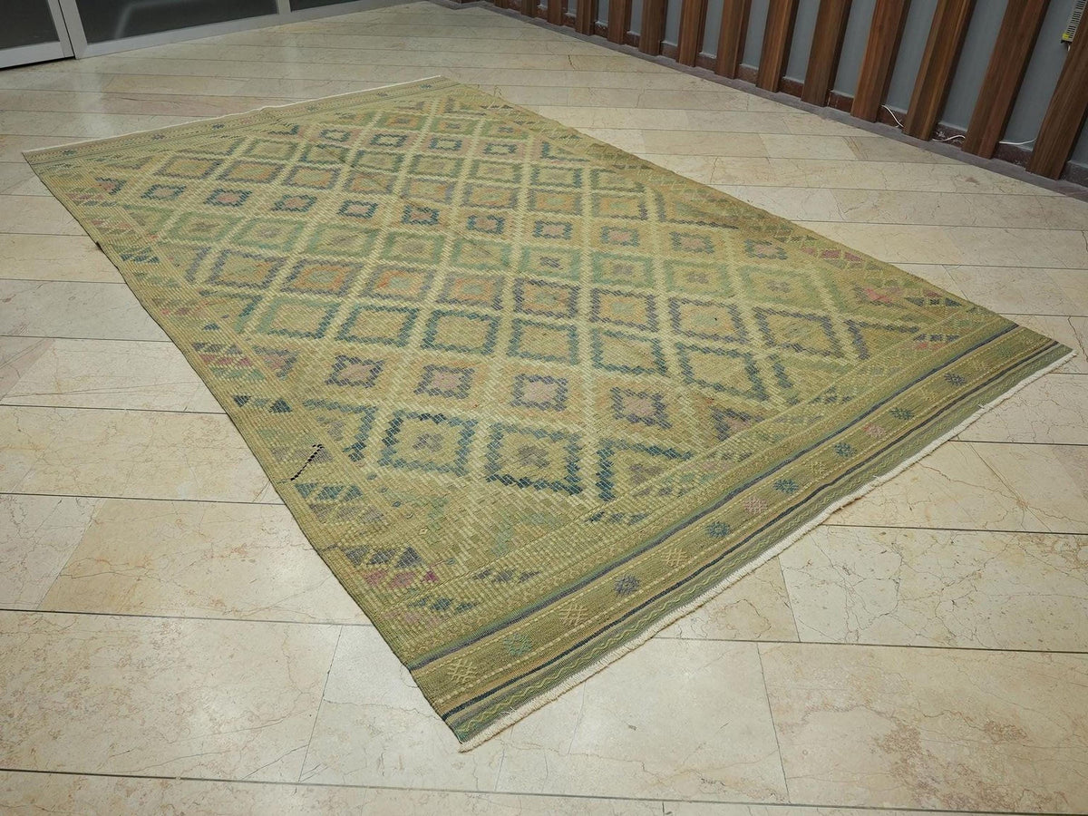Embroidered Vintage Turkish Kilim Rug: 6.5x10.5, Flat Woven Faded Rugs