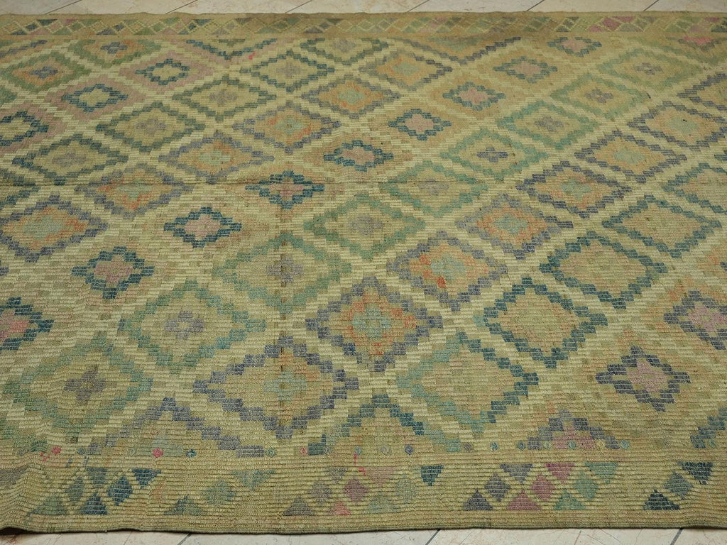 Embroidered Vintage Turkish Kilim Rug: 6.5x10.5, Flat Woven Faded Rugs