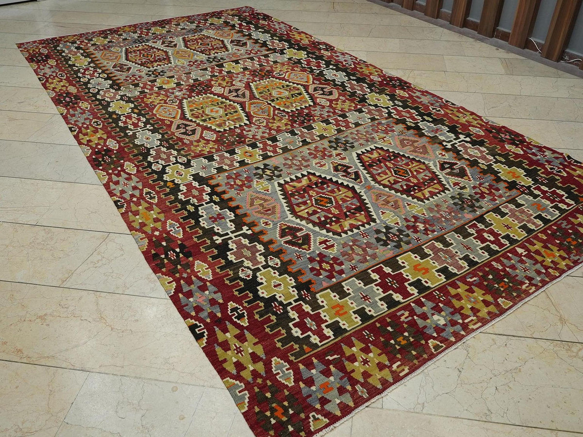 Antique Turkish Kilim Rug: 1940s Unique Handmade Wool Rugs 6,2x11,7 Feet.