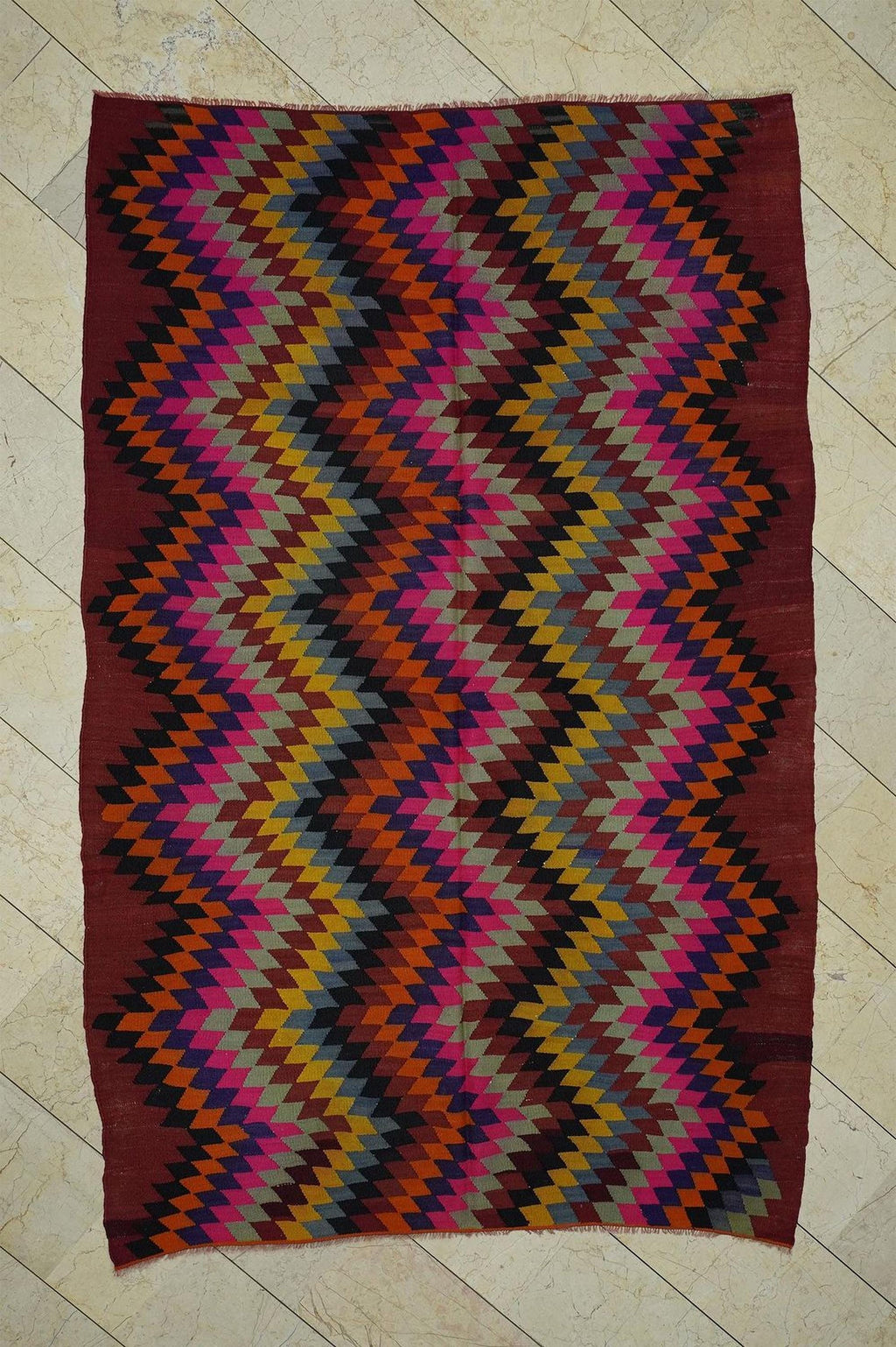 Handmade Turkish Pink Kilim Rug: Colorful Flat Weave Wool Rugs, 5,8"x8,6" Feet.