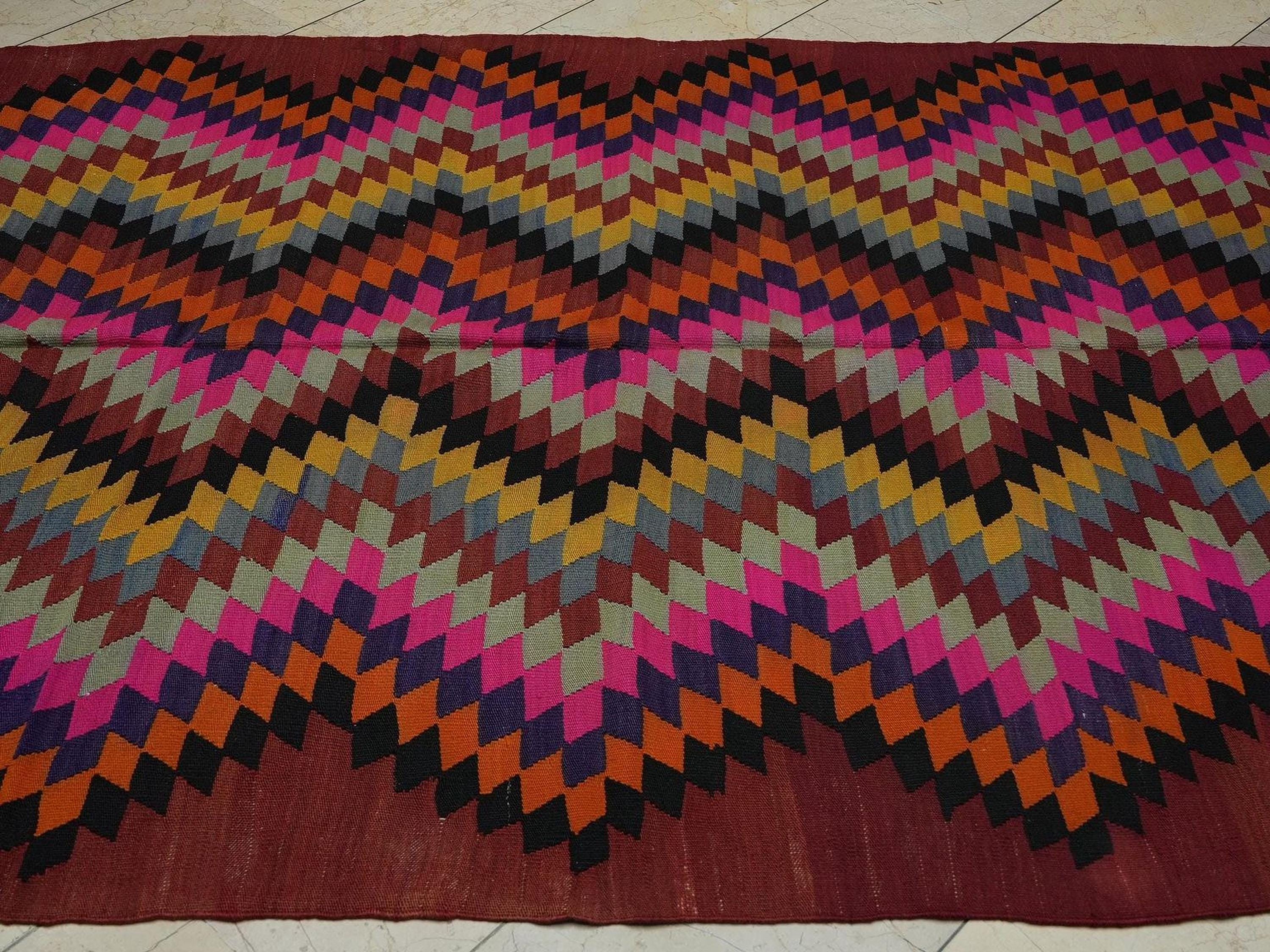 Handmade Turkish Pink Kilim Rug: Colorful Flat Weave Wool Rugs, 5,8"x8,6" Feet.