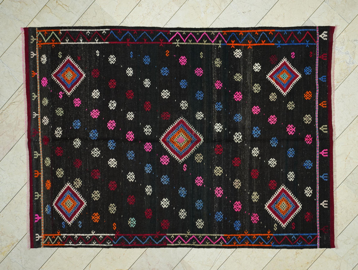 Vintage Turkish Kilim Rug: 6.5x9 ft, Goat Hair Bohemian Flat Weave Rugs.