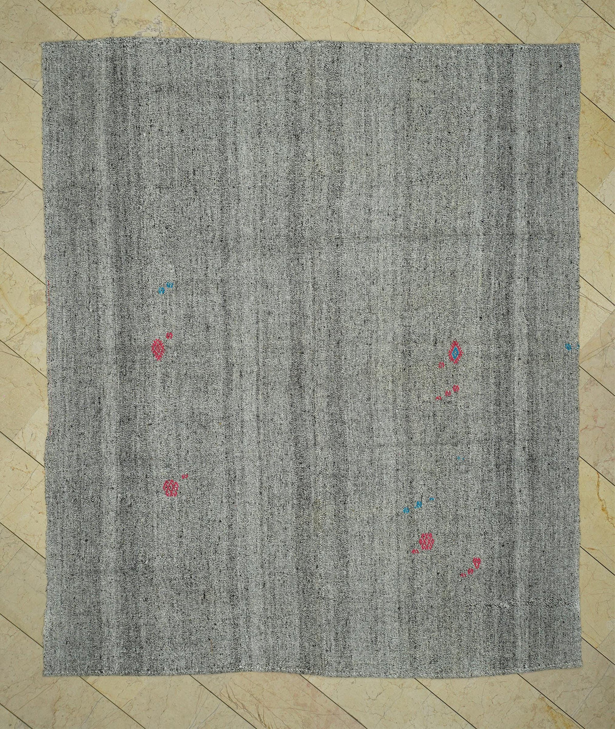 Handmade Turkish Kilim Rug: Scandinavian Style Gray Rugs (7,7"x9,1" Feet)