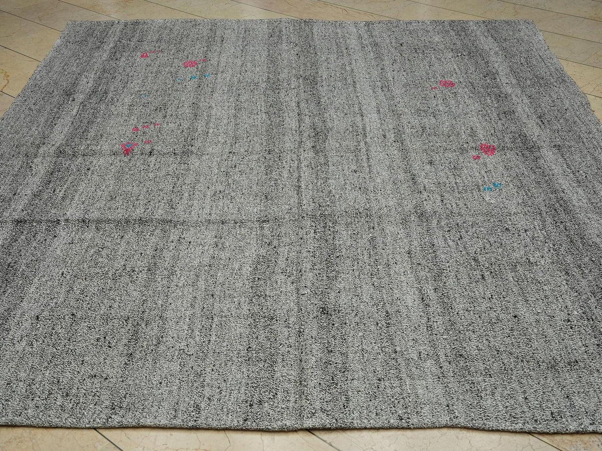 Handmade Turkish Kilim Rug: Scandinavian Style Gray Rugs (7,7"x9,1" Feet)