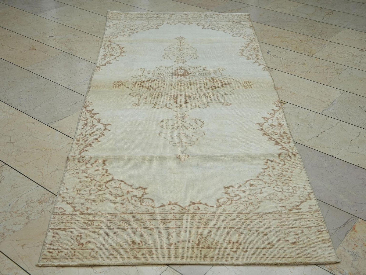 Neutral Vintage Oushak Rug Runner,3.2x8 Ft,Home Living Decor Turkish Carpet Runners.