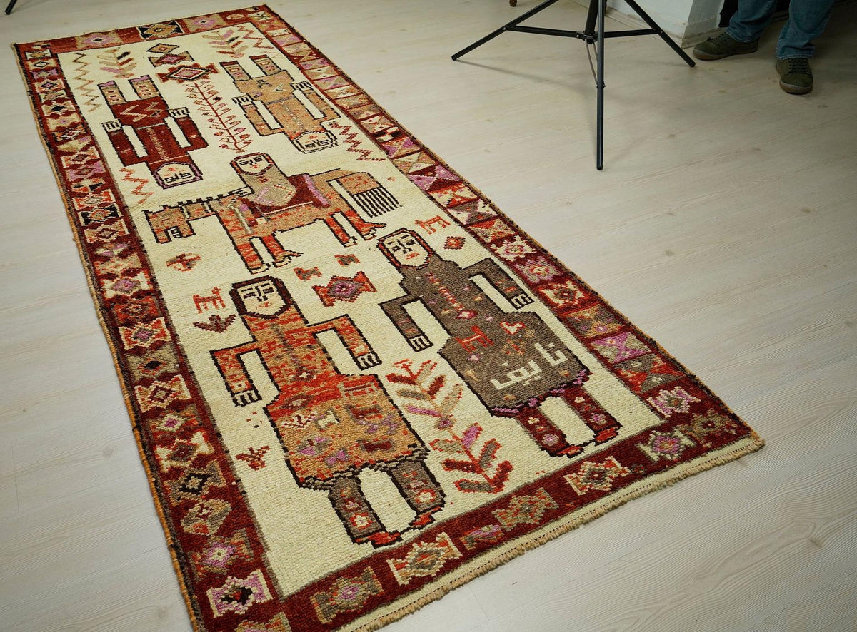 Horse and Human Design Rug: Tribal Wool Carpet (3.9x10.3 ft)