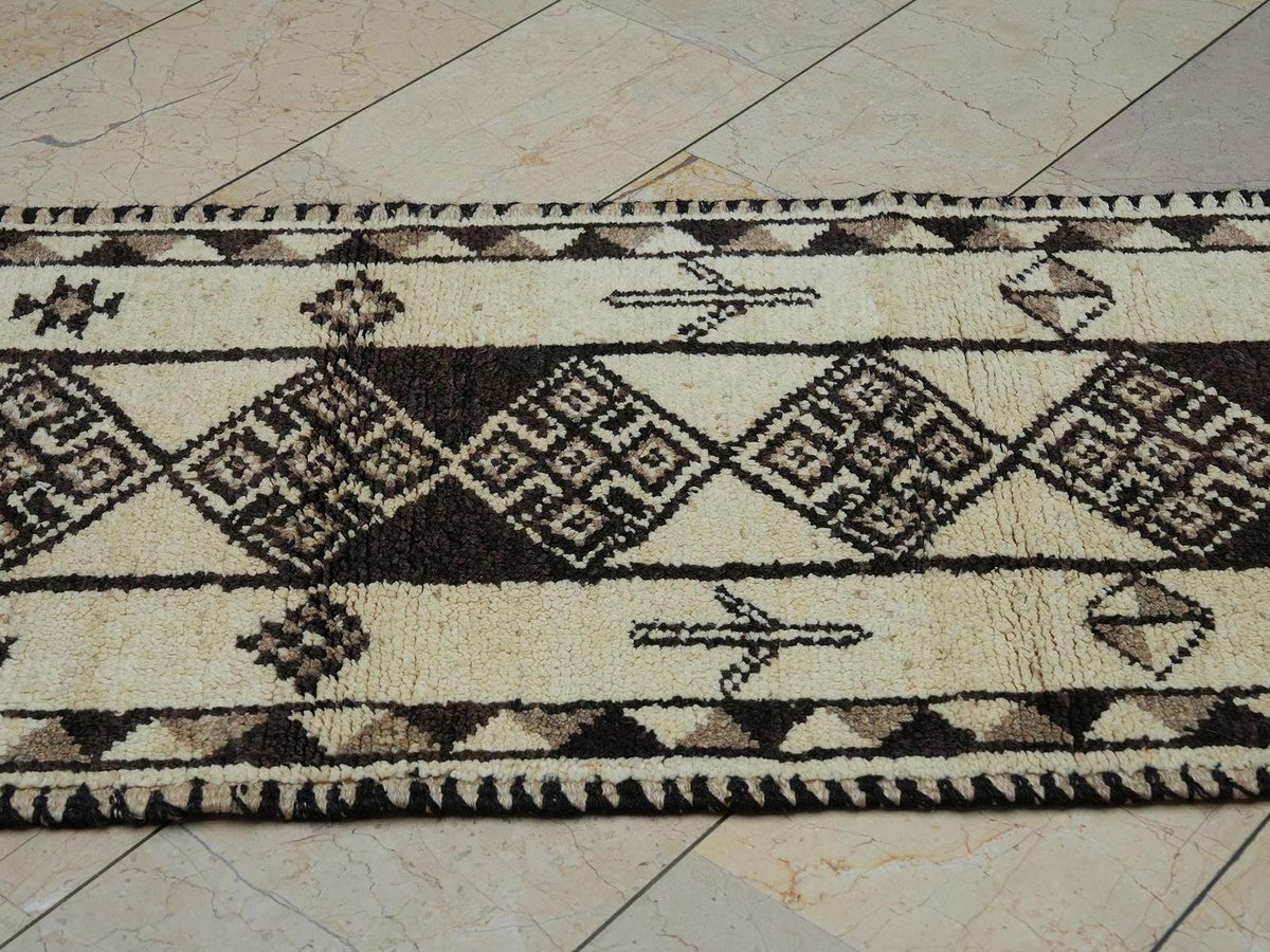 Neutral Color Tribal Turkish Wool Carpet Rug Runner: Home Living Decor Rugs 2.7x12 ft.