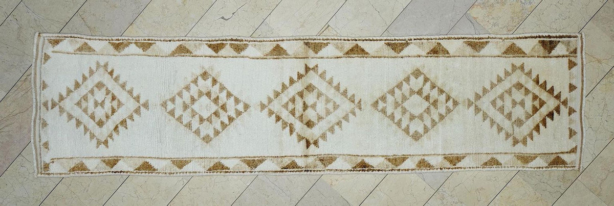 Luxurious Decor Handmade Wool Moroccan Style Rug Runner: 3x11 Brown & White Rugs