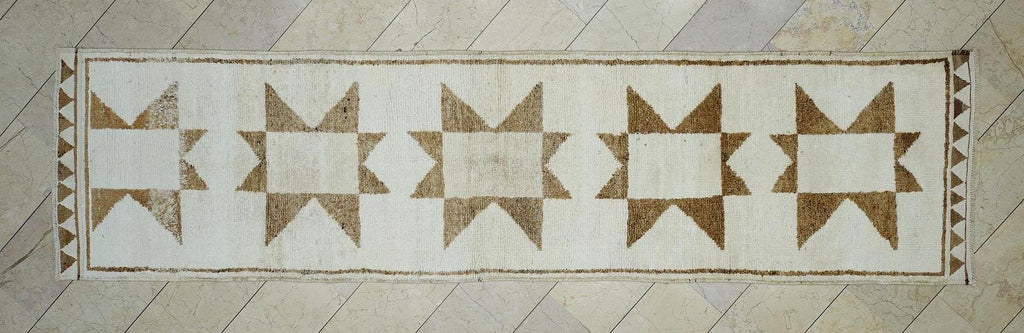 Star Pattern Vintage Wool Turkish Rug Runner: Brown & White Mid-Century Modern Rugs 3,1x12,4 Ft.