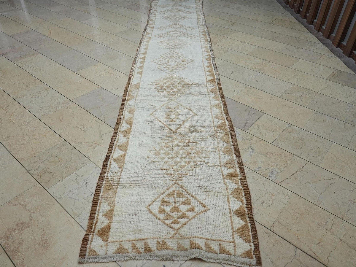 Stair Treads Decor Handmade Wool Rug Runner: Brown & Cream Turkish Rugs, 2.8x16 ft.