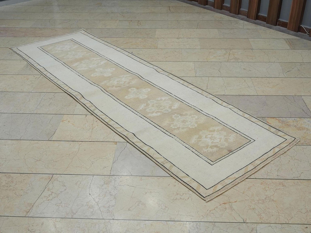 Vintage Oushak Wool Rug Runner: Pastel Mid-Century Turkish Carpet Rugs, 2,7"x8,8" Feet.