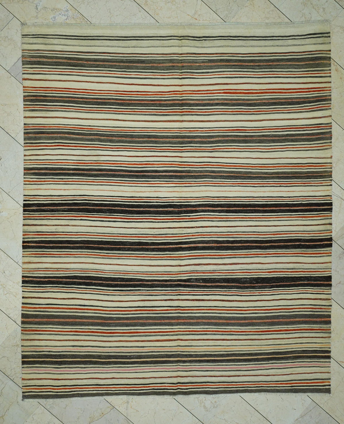 Vintage Turkish Kilim Rug: Striped Flat Weave Wool Rugs, 6,7"x8,2" Feet.